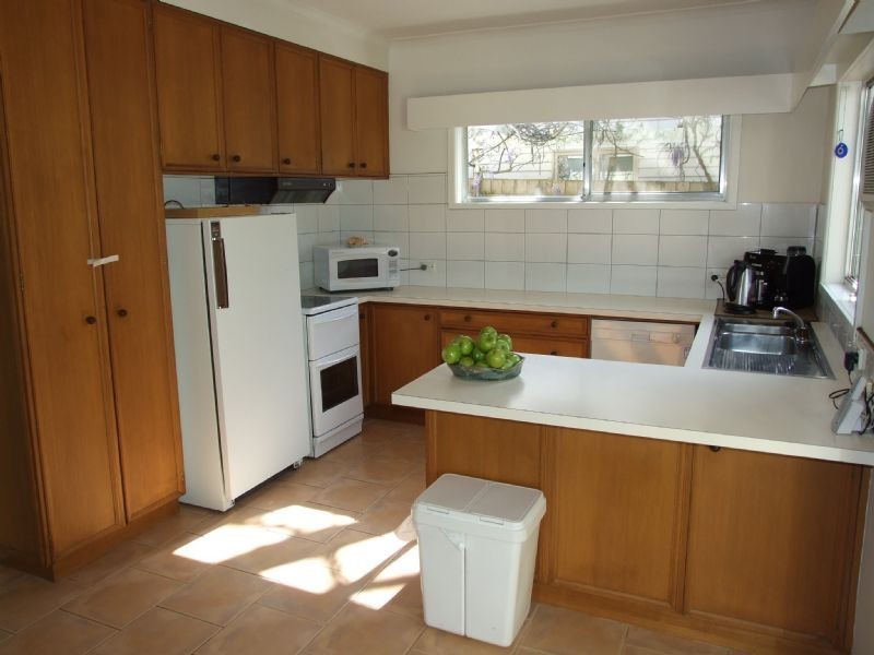 13 Canterbury Road, Heathmont VIC 3135