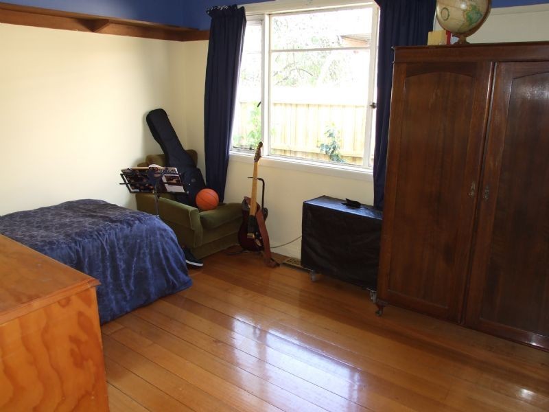 13 Canterbury Road, Heathmont VIC 3135