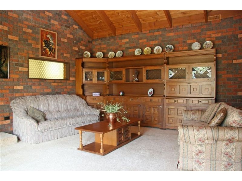 12 Cuthbert Street, Heathmont VIC 3135
