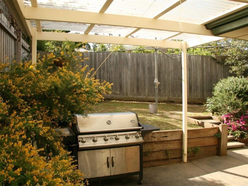 5 Holyrood Crescent, Ringwood VIC 3134