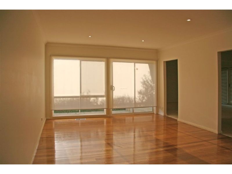 2/35 Oban Road, Ringwood VIC 3134