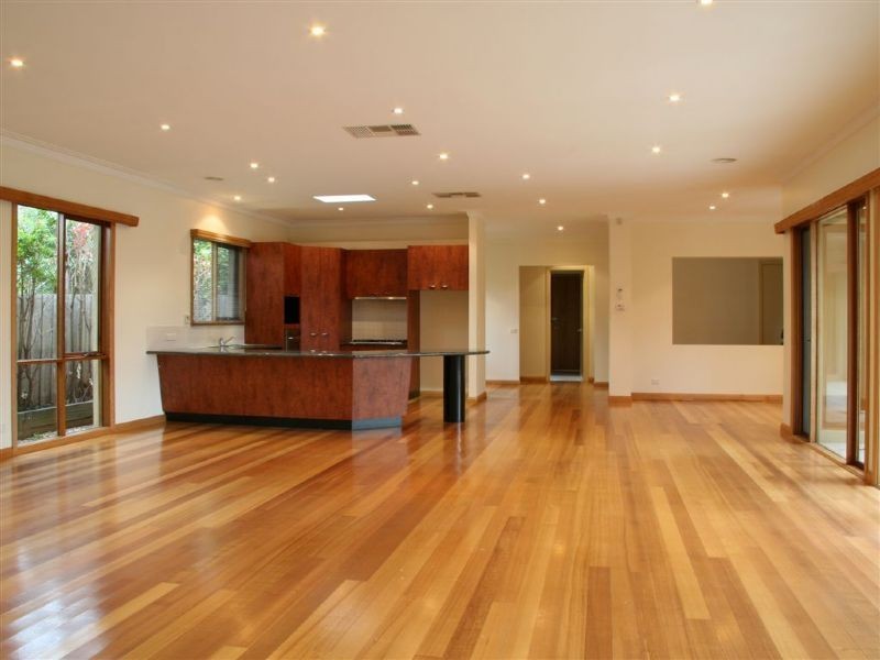 17 Collins Place, Ringwood North VIC 3134