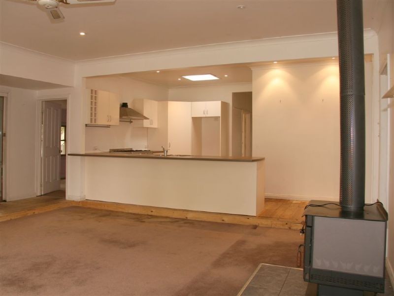 60 Bedford Road, Ringwood VIC 3134