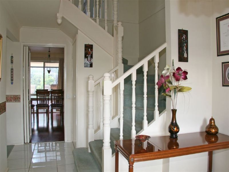 10 Wilkins Grove, Ringwood East VIC 3135