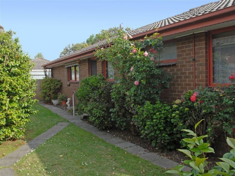 2/69 Mount Dandenong Road, Ringwood East VIC 3135