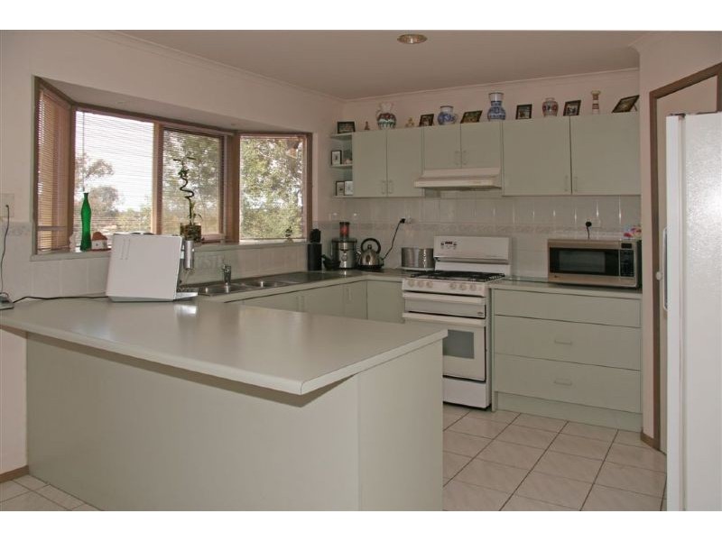 102 Glenvale Road, Ringwood North VIC 3134