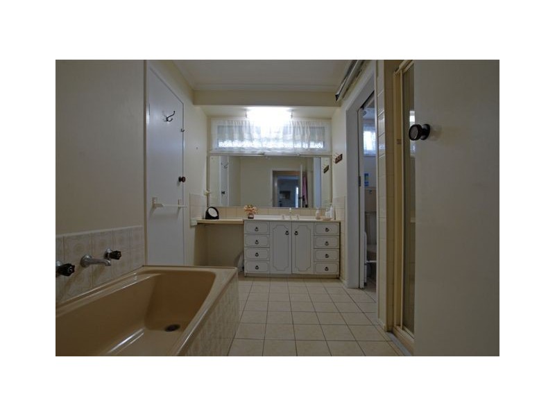 2 Leflan Close, Ringwood North VIC 3134