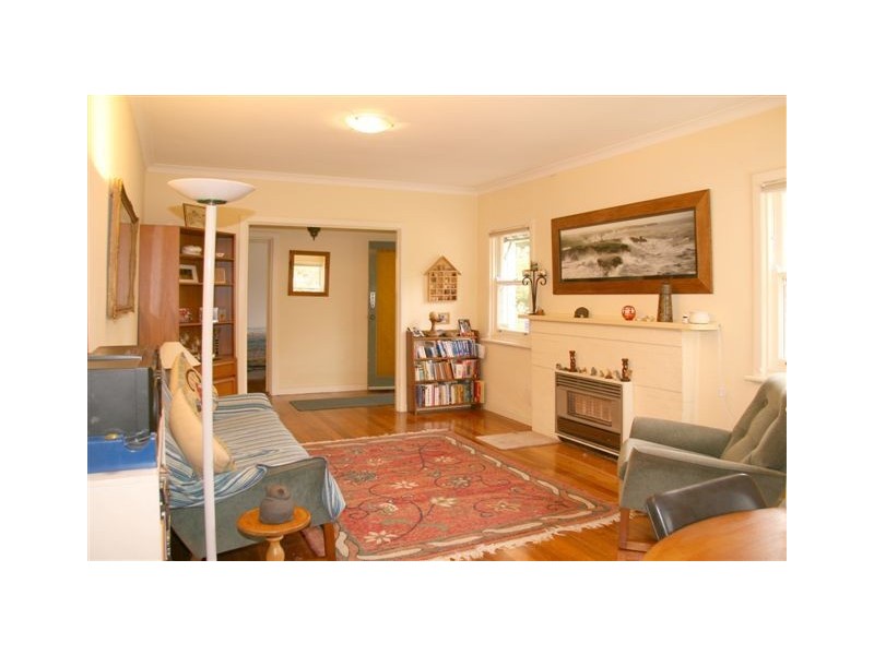 28 Holland Road, Ringwood East VIC 3135