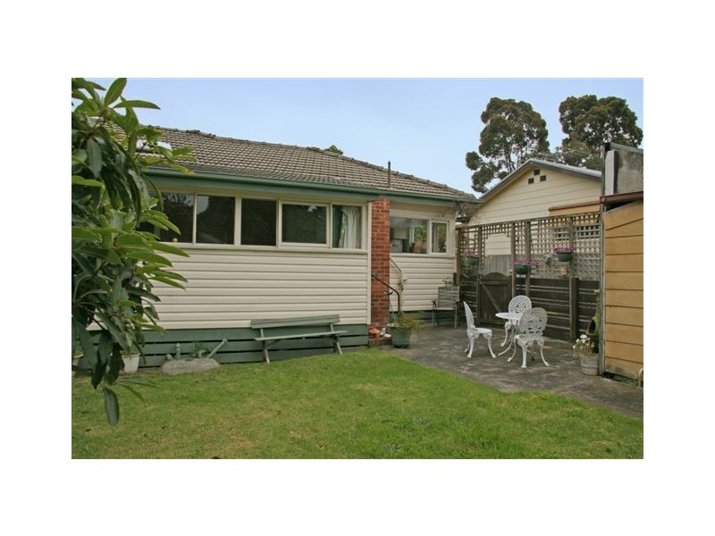 28 Holland Road, Ringwood East VIC 3135