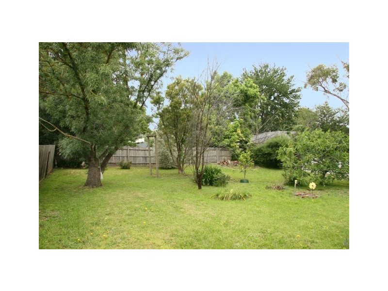 28 Holland Road, Ringwood East VIC 3135