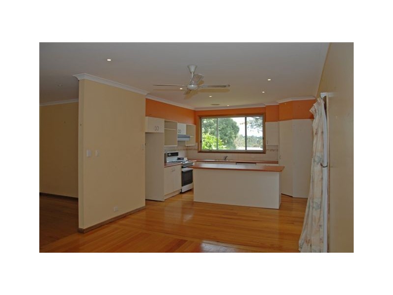 18 Emerald Street, Ringwood VIC 3134