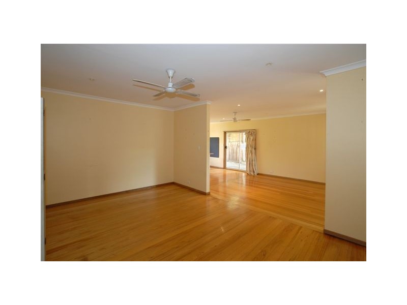 18 Emerald Street, Ringwood VIC 3134