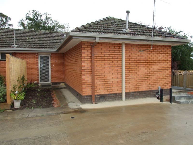 2/20 Felix Grove, Mooroolbark VIC 3138