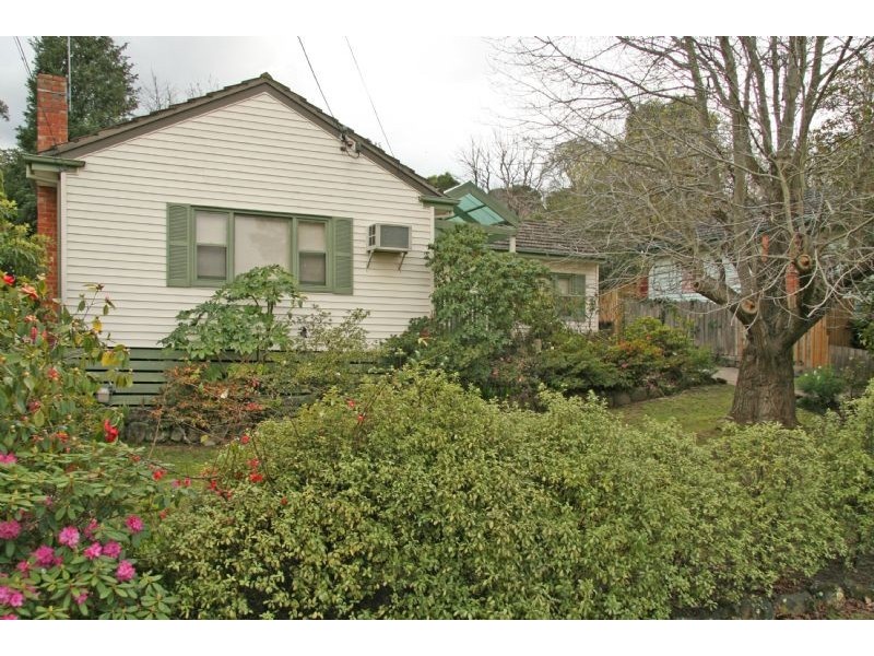 32 Andrew Street, Ringwood VIC 3134