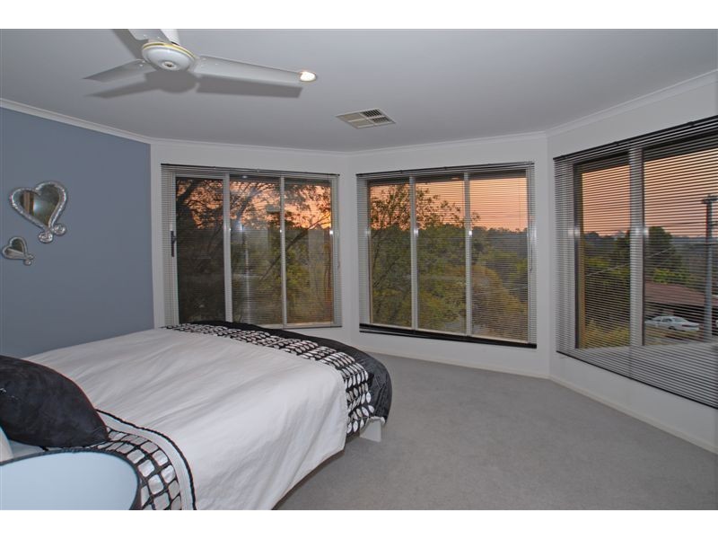 30 Croydon Hills Drive, Croydon Hills VIC 3136