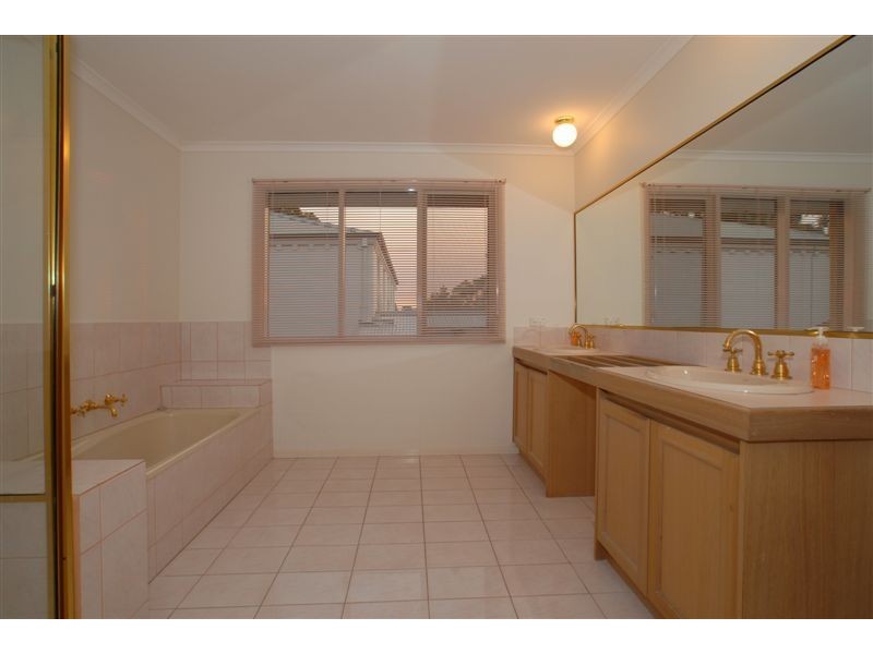 30 Croydon Hills Drive, Croydon Hills VIC 3136