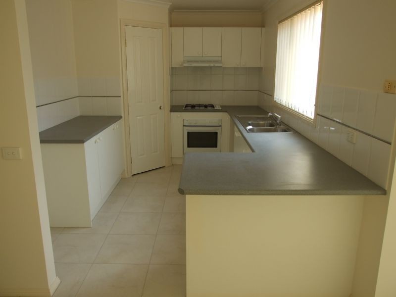 1/16 Mirabel Avenue, Ringwood East VIC 3135