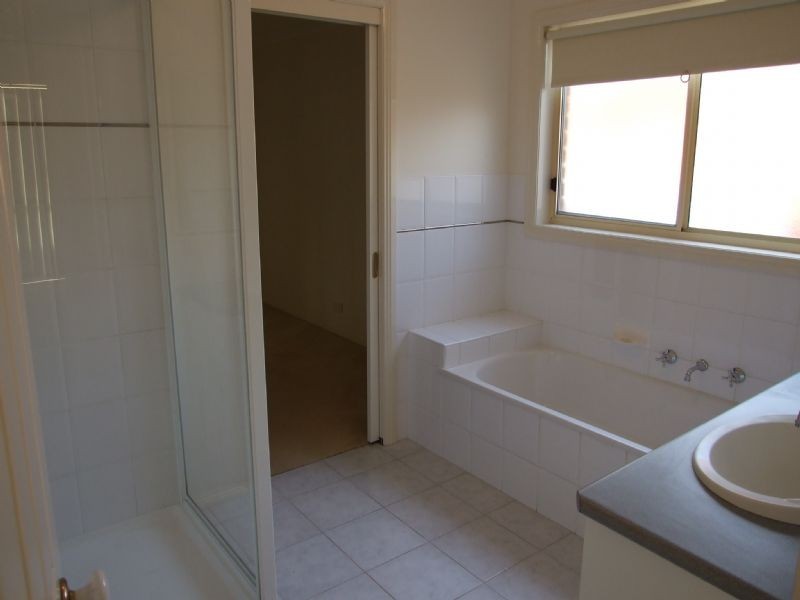 1/16 Mirabel Avenue, Ringwood East VIC 3135