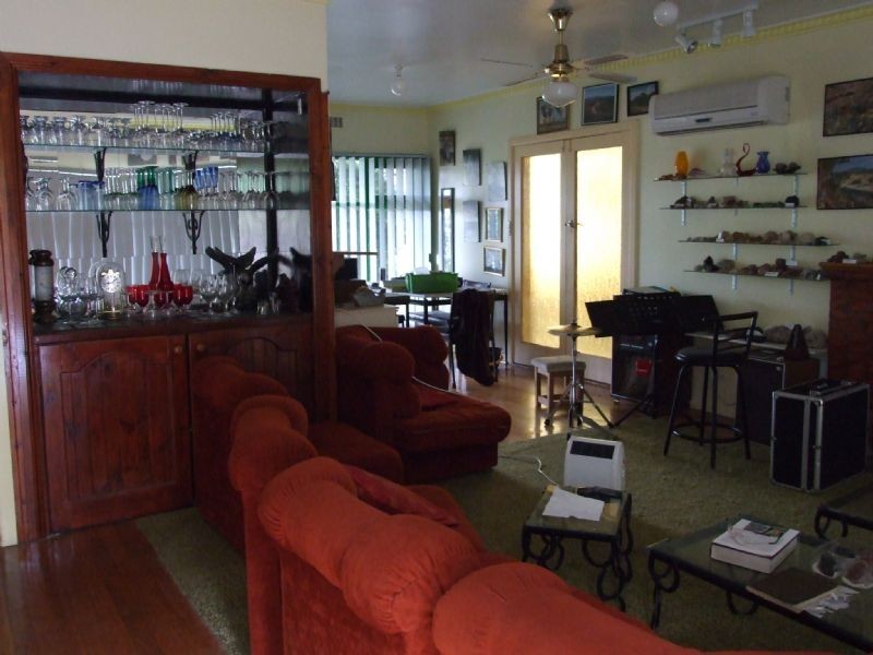 2/8 Heathwood Street, Ringwood East VIC 3135