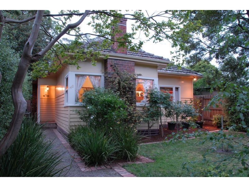 48 Old Lilydale Road, Ringwood East VIC 3135