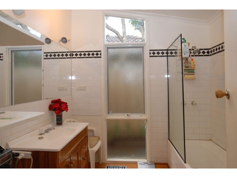 48 Old Lilydale Road, Ringwood East VIC 3135