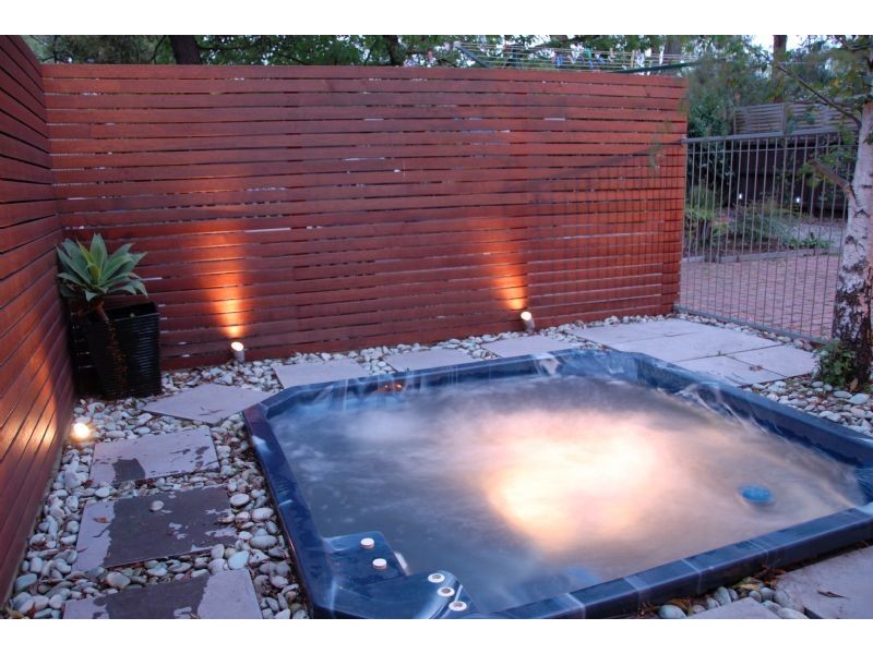 48 Old Lilydale Road, Ringwood East VIC 3135