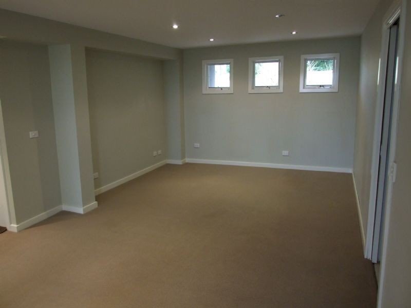 6 Akarana Road, Chirnside Park VIC 3116