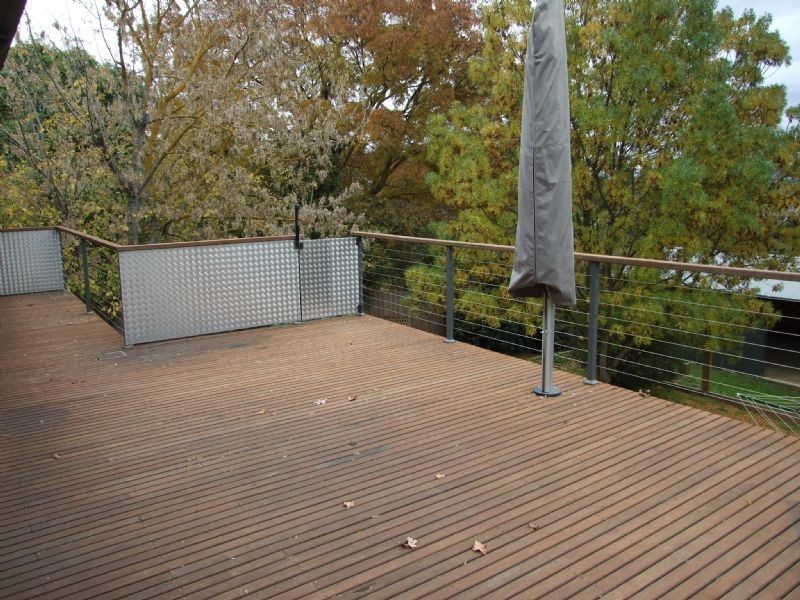 6 Akarana Road, Chirnside Park VIC 3116