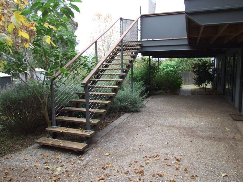 6 Akarana Road, Chirnside Park VIC 3116