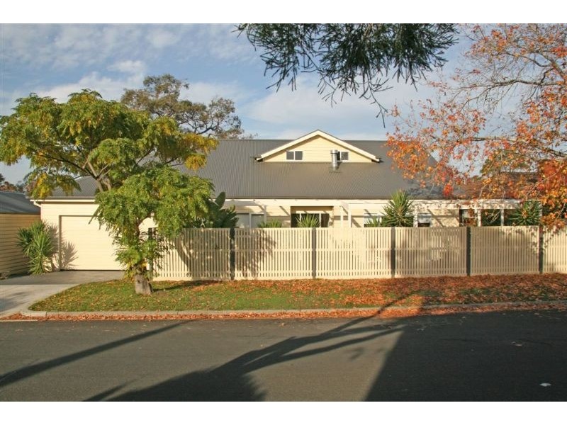 1A King Street, Ringwood East VIC 3135