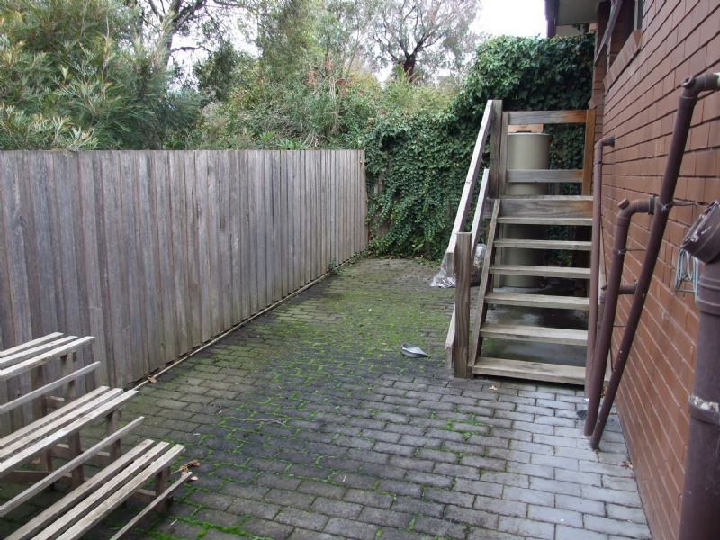 2/14 Freeman Street, Ringwood East VIC 3135