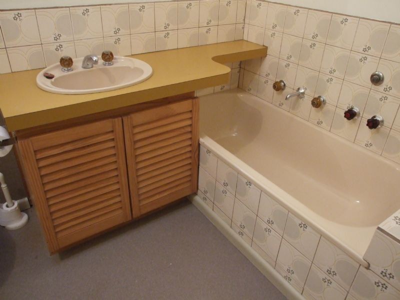 28 Holland Road, Ringwood East VIC 3135