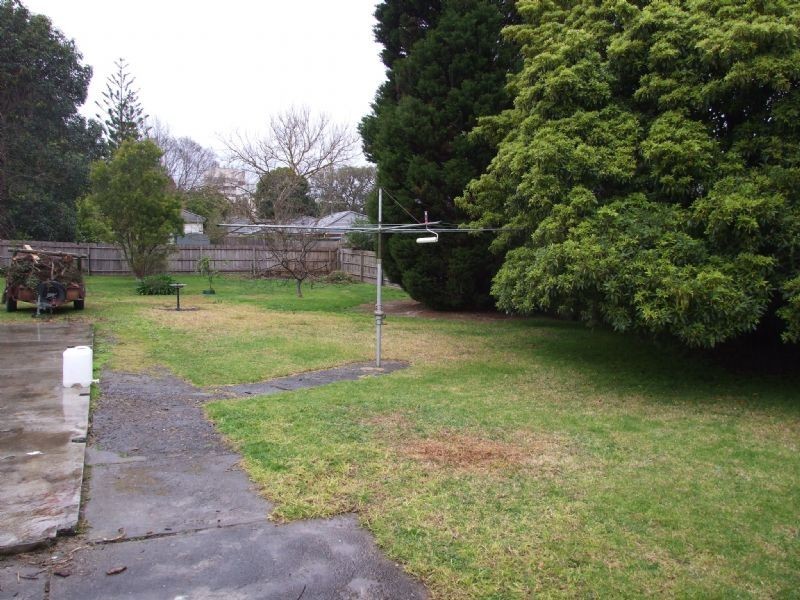 28 Holland Road, Ringwood East VIC 3135
