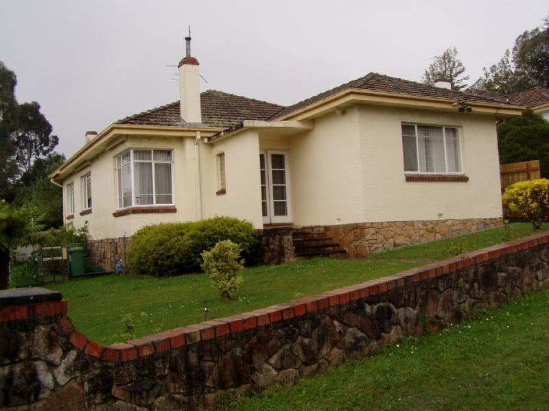 17 Mirabel Avenue, Ringwood East VIC 3135