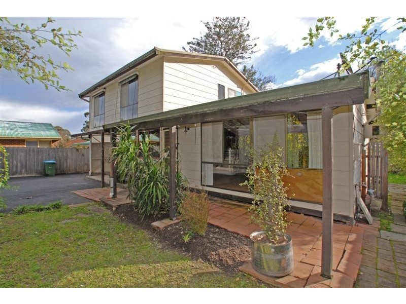 2/42 Sunbeam Avenue, Ringwood East VIC 3135