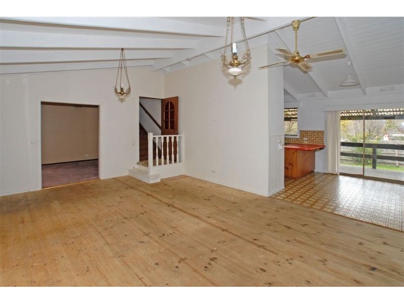 2/42 Sunbeam Avenue, Ringwood East VIC 3135