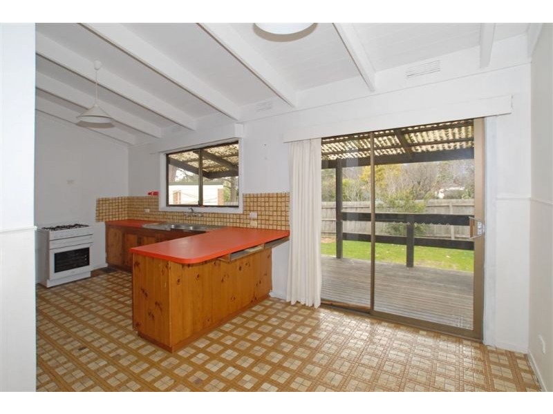 2/42 Sunbeam Avenue, Ringwood East VIC 3135