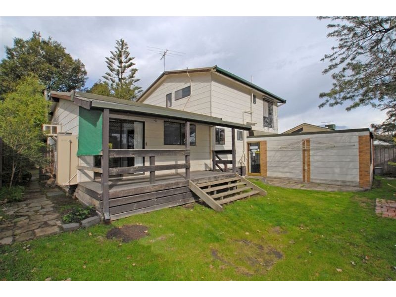 2/42 Sunbeam Avenue, Ringwood East VIC 3135