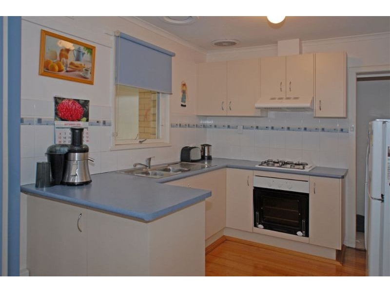 1/3 Larissa Avenue, Ringwood VIC 3134