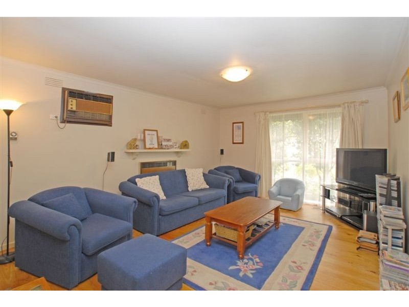 2/17 Freeman Street, Ringwood East VIC 3135