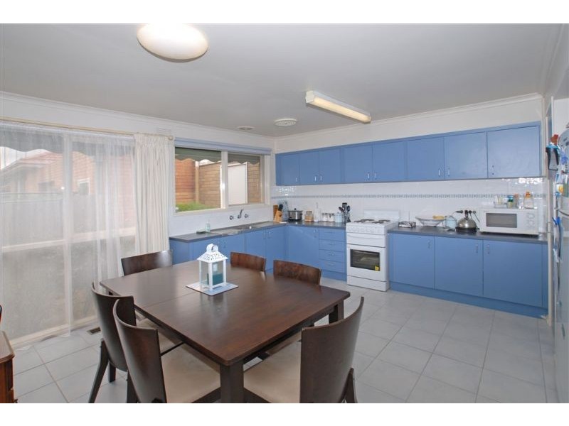 2/17 Freeman Street, Ringwood East VIC 3135