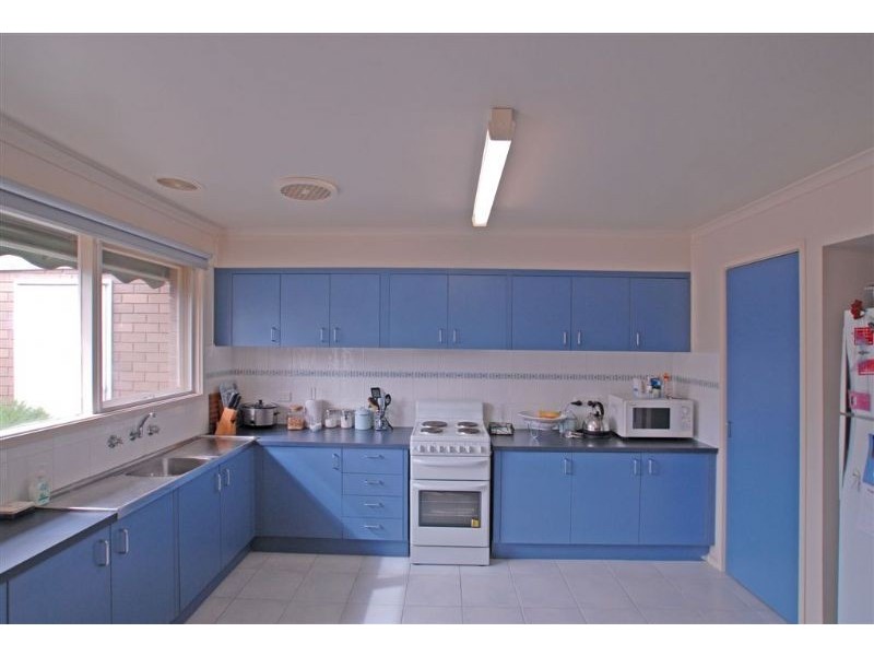 2/17 Freeman Street, Ringwood East VIC 3135