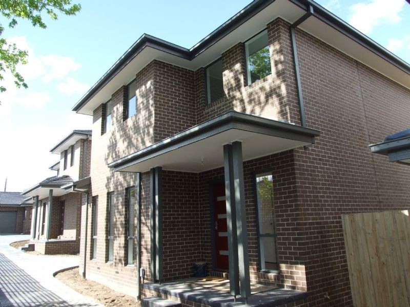 2/8 Sussex Street, Ringwood VIC 3134