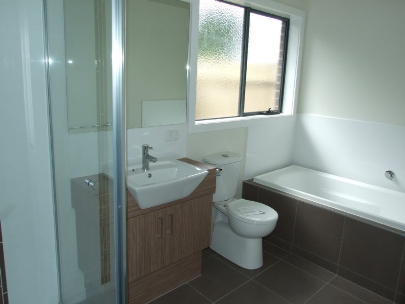 4/8 Sussex Street, Ringwood VIC 3134