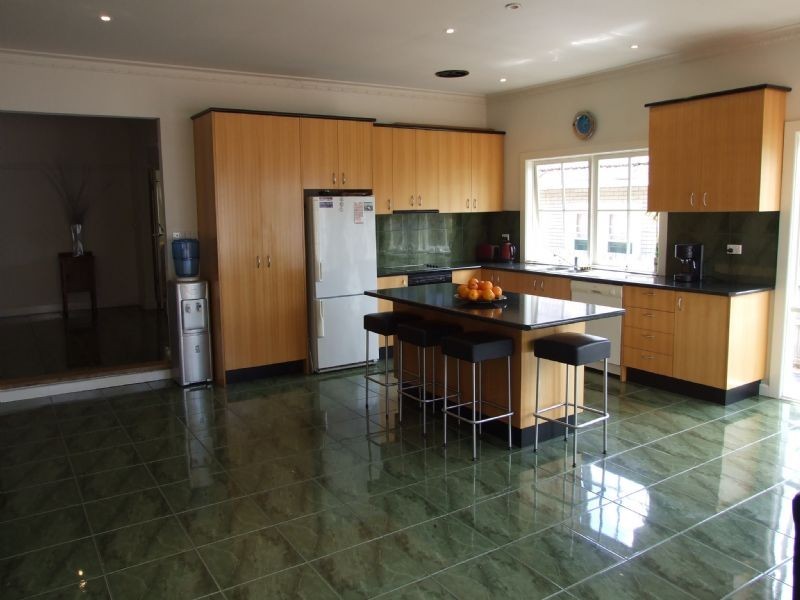 13 James Street, Ringwood VIC 3134