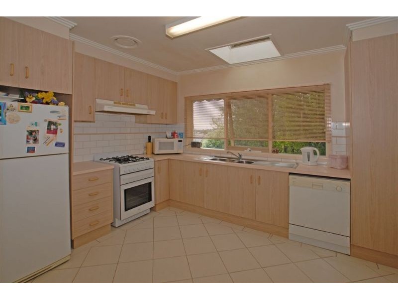 1/11 Braeside Avenue, Ringwood East VIC 3135