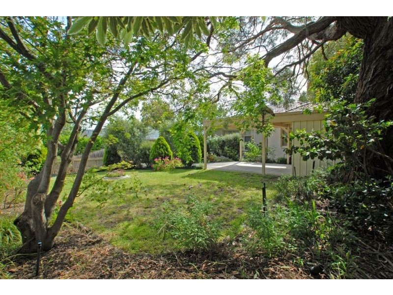 1/11 Braeside Avenue, Ringwood East VIC 3135