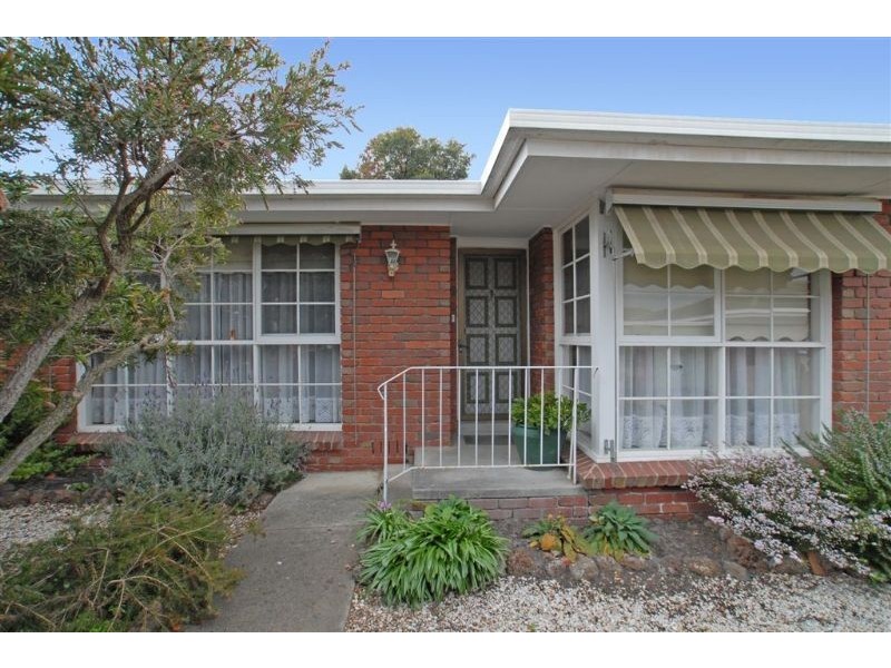 8/27-29 Bourke Street, Ringwood VIC 3134