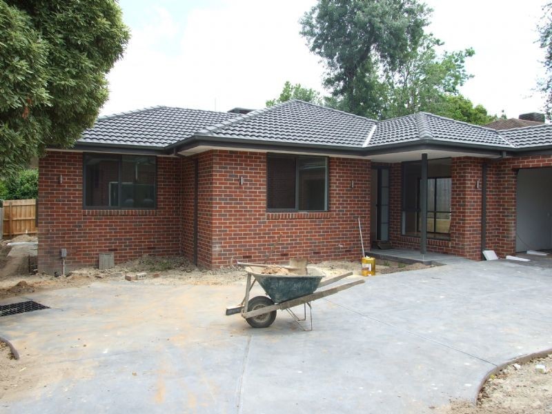 2/14 Great Ryrie Street, Ringwood VIC 3134