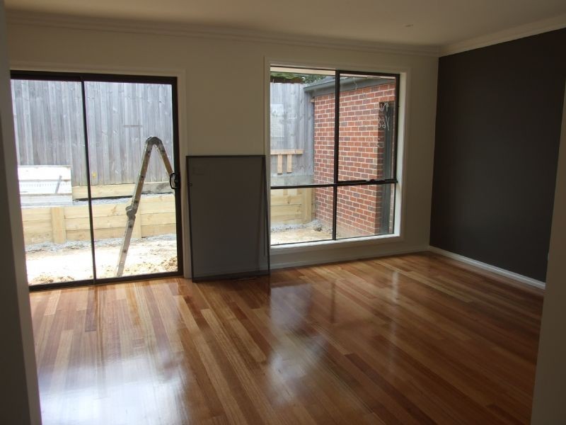 2/14 Great Ryrie Street, Ringwood VIC 3134